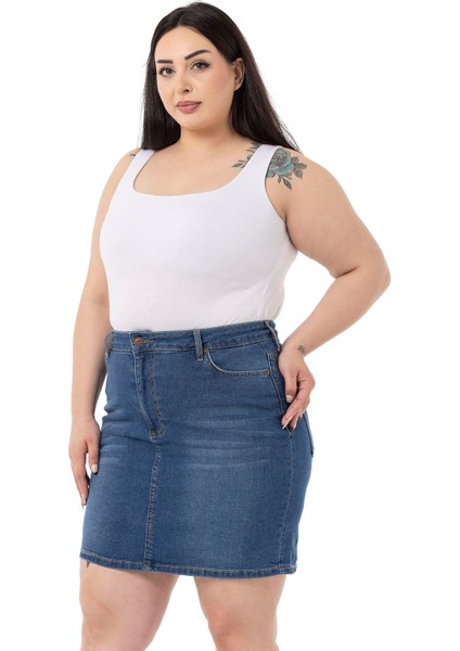 Büyük Beden Taşlama Detaylı Beş Cepli Mavi Mini Denim Etek