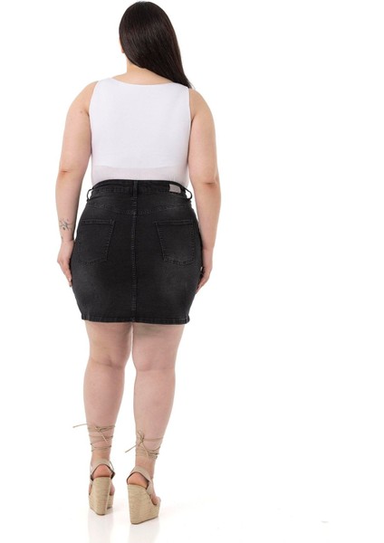 Büyük Beden Taşlama Detaylı Beş Cepli Siyah Mini Denim Etek