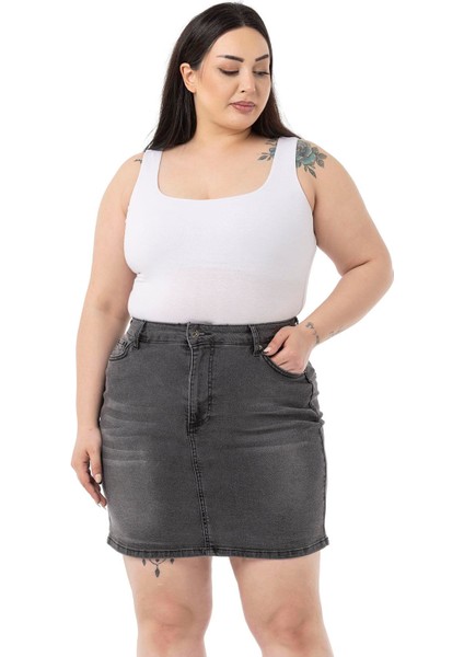 Büyük Beden Taşlama Detaylı Beş Cepli Antrasit Mini Denim Etek