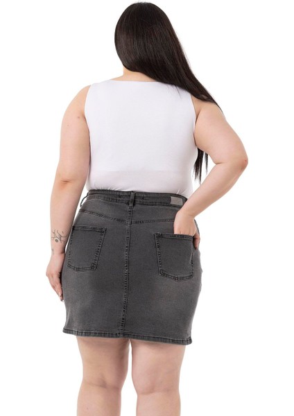 Büyük Beden Taşlama Detaylı Beş Cepli Antrasit Mini Denim Etek