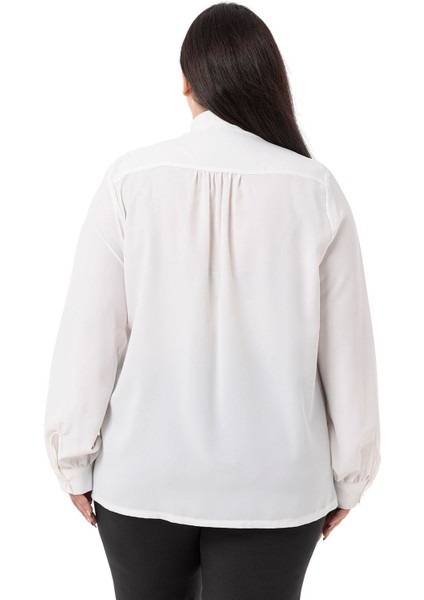 Büyük Beden Boyundan Bağlama Detaylı Manşetli Beyaz Gömlek modelleri