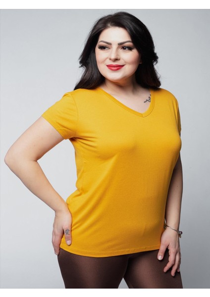 Kadın Büyük Beden V Yaka Basic Kısa Kollu Hardal T-Shirt