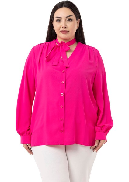 Büyük Beden Boyundan Bağlama Detaylı Manşetli Fuşya Gömlek
