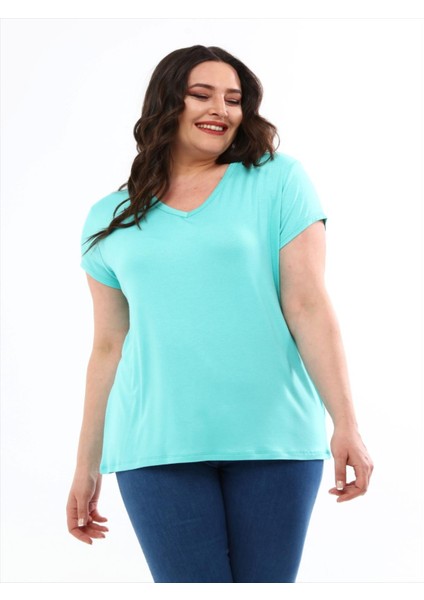 Kadın Büyük Beden V Yaka Basic Kısa Kollu Mint T-Shirt