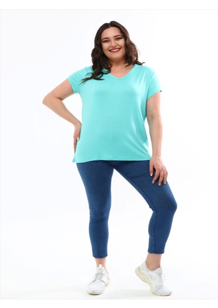 Kadın Büyük Beden V Yaka Basic Kısa Kollu Mint T-Shirt