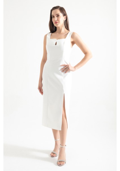 Kadın Beyaz Kare Yaka Yırtmaçlı Midi Elbise fiyatları