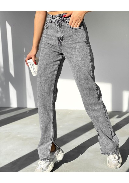 Kadın Paça Yırtmaçlı Mom Jeans Pantolon Koyu Gri