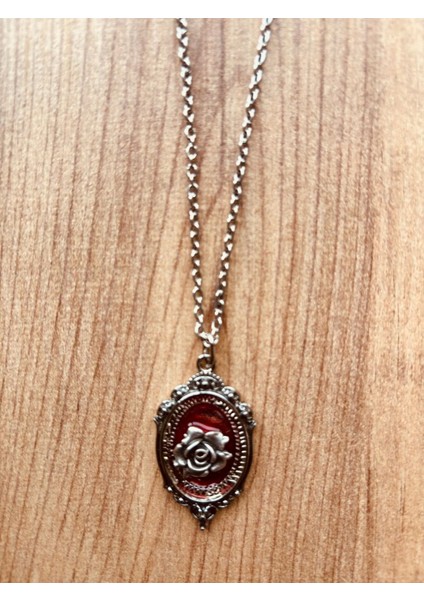 Kırmızı Relief Flower Çiçek Gotik Kolye fiyatları