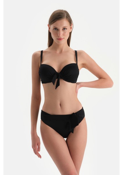 Siyah Kaplı Bikini Üst