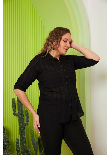 Cep ve Kol Detaylı Büyük Beden Siyah Gömlek fırsatları