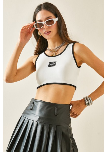 Beyaz Kalın Askılı Crop Bluz 5YXK2-48471-01