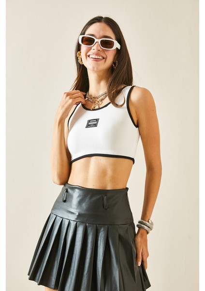 Beyaz Kalın Askılı Crop Bluz 5YXK2-48471-01 fırsatları