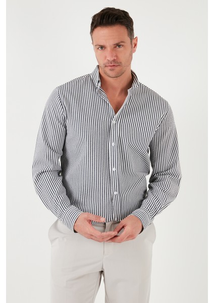 Pamuklu Çizgili Düğmeli Yaka Uzun Kollu Regular Fit Gömlek Erkek GÖMLEK CF23S112237 fırsatları