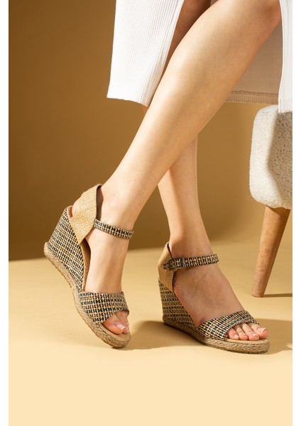 Tek Bant Önü Açık Dolgu Topuk Hasır Kadın Sandalet 69-72-24SIYAHHASIR fiyatları