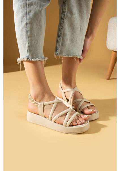 Yumuşak Bantlı Yüksek Taban Kadın Sandalet 72-704-24 modelleri