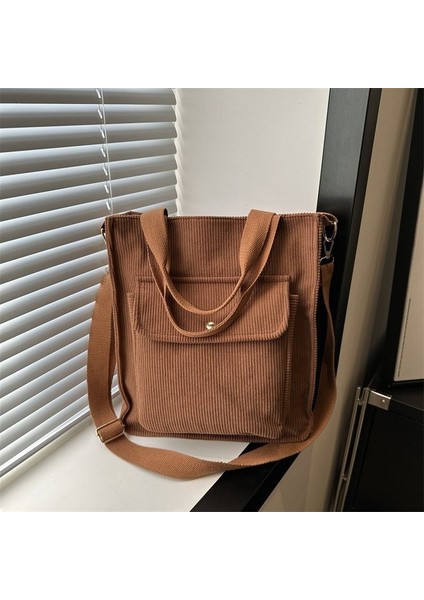 Retro Kadife Büyük Kapasiteli Kadın Çantası 2024 Yeni Kadife Çanta Batı Tarzı Crossbody Çanta Moda Banliyö Omuz Çantası (Yurt Dışından)