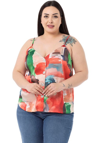 Büyük Beden Ayarlanabilir Ince Askılı Önü Düğmeli Batik Desenli Kırmızı Bluz