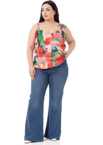 Büyük Beden Ayarlanabilir Ince Askılı Önü Düğmeli Batik Desenli Kırmızı Bluz fiyatları