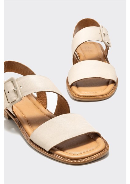 Bej Deri Kadın Düz Sandalet modelleri
