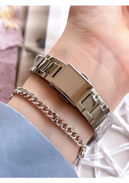 Gümüş Renk Kararmaz Renk Atmaz 3 Atm Su Geçirmez Özel Tasarım Kadın Kol Saati EFL21925A modelleri