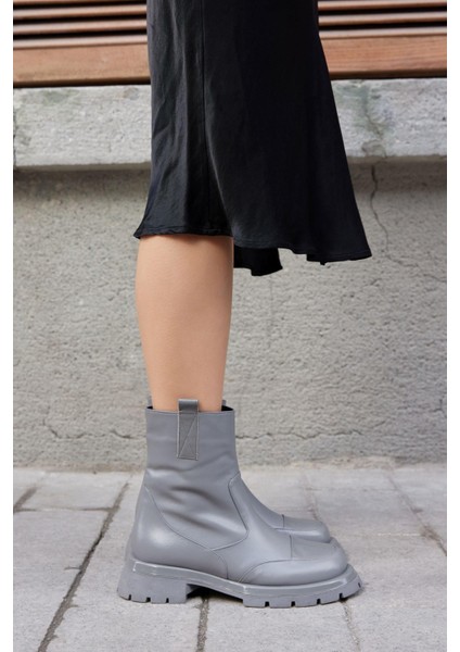 Alba Gri Hakiki Deri Kadın Bot