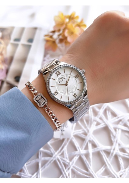 Gümüş Renk Kararmaz Renk Atmaz 3 Atm Su Geçirmez Özel Tasarım Kadın Kol Saati EFL21126A fiyatları