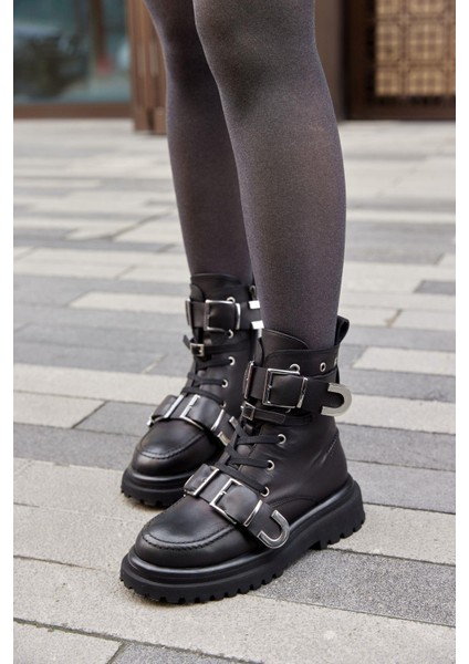 Baressa Siyah Hakiki Deri Metal Aksesuarlı Kadın Bot fiyatları
