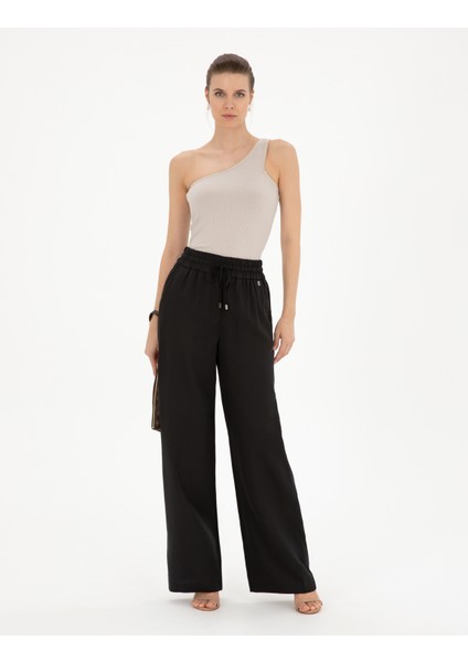 Kadın Siyah Yüksek Bel Wideleg Pantolon 50284523-VR046