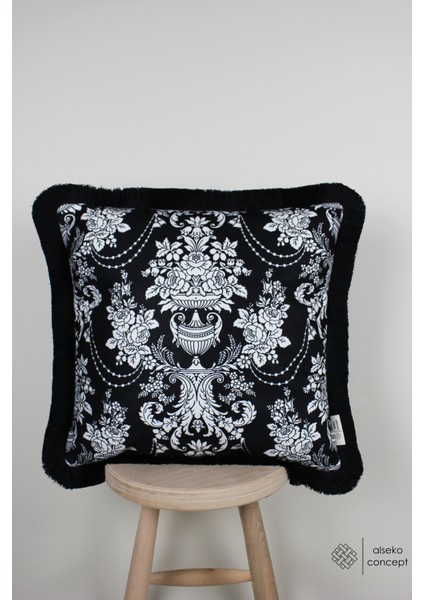 Siyah Püsküllü, Damask Desen, Dekoratif 43X43CM Kare Kırlent Kılıfı