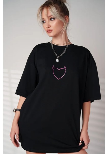 Only Trendwear Unisex Şeytan Kalp Baskılı Oversize Tshirt modelleri