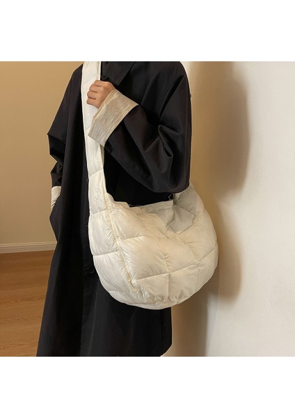 Altın Kış Uzay Pamuk Kadın Koltuk Altı Çantası Kapitone Yumuşak Tasarımcı Omuz Çantaları 2023 Aşağı Yastıklı Lüks Satchel Katı Crossbody Çanta (Yurt Dışından) modelleri