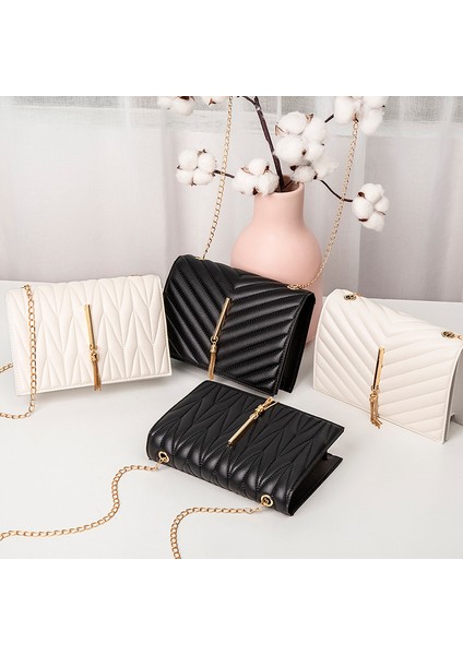 Beyaz Moda Püskül Flap Crossbody Çanta Mini Zincir Çanta Kadınlar Için 2023 Yeni Lüks Tasarımcı Çantalar Rahat Kare Omuz Çantası (Yurt Dışından) fiyatları