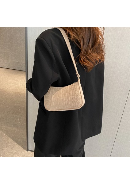 Siyah Keçe Moda Kadınlar Için Omuz Çantaları Keçe Kadın Subaxillary Çanta Tasarımı Gelişmiş Doku Koltukaltı Çanta Çantalar Hilal Eyer Çantası (Yurt Dışından) indirimleri
