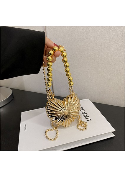 Üçgen Altın 2023 Yeni El Mini Metal Kutu Çanta Aşk Zinciri Akşam Çantalar Omuz Crossbody Çanta Bayan Metal Lüks Tasarımcı Çanta (Yurt Dışından) modelleri