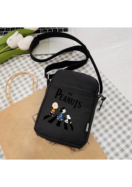 SNB0605 Snoopies Anime Köpek Hayvan Kadın Crossbody Çanta Omuz Çantası Kadın Küçük Çanta Kanvas Öğrencileri Tek Omuz Çanta El Çantaları (Yurt Dışından)