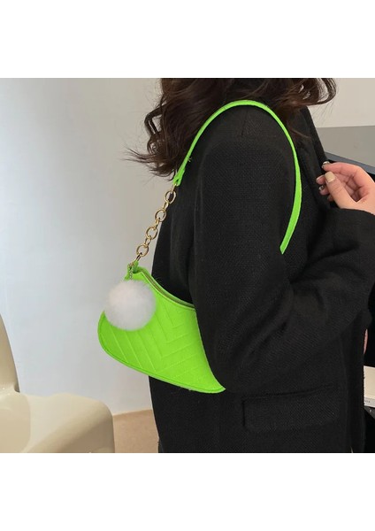 Gül 2023 Yeni Moda Kadın Çanta Düz Renk Rahat Mini Koltukaltı Çanta Kadın Zincir Omuz Çantası Sıcak Satış Bayanlar Deri Tote Çanta (Yurt Dışından) indirimleri