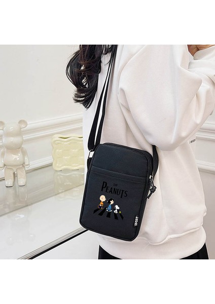 SNB0519 Snoopies Anime Köpek Hayvan Kadın Crossbody Çanta Omuz Çantası Kadın Küçük Çanta Kanvas Öğrencileri Tek Omuz Çanta El Çantaları (Yurt Dışından) fiyatları