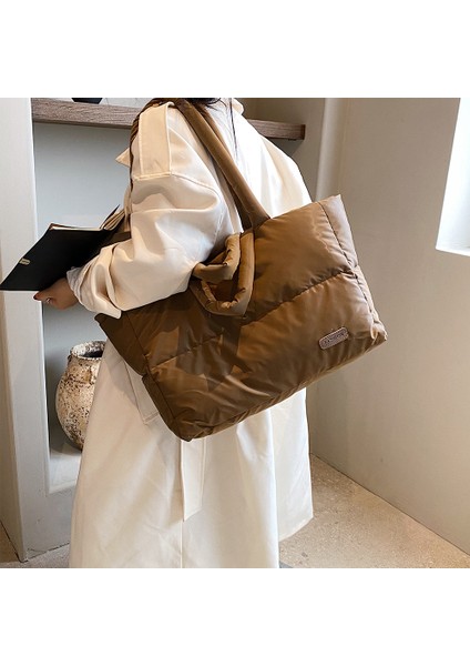 Beyaz Pamuk Yastıklı Omuz Çantası Kadınlar Için Puffer Tote Çanta Kapitone Kabarık Çanta Çanta Büyük Tote Bulut Çanta Kadın Rahat Alışveriş Çantası (Yurt Dışından) modelleri