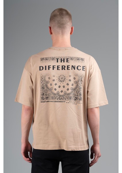 Oversize Erkek Bisiklet Yaka Açık Vizon T-shirt fiyatları