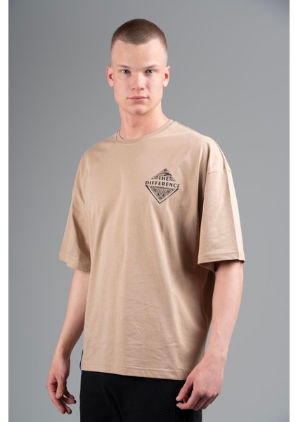 Oversize Erkek Bisiklet Yaka Açık Vizon T-shirt fırsatları