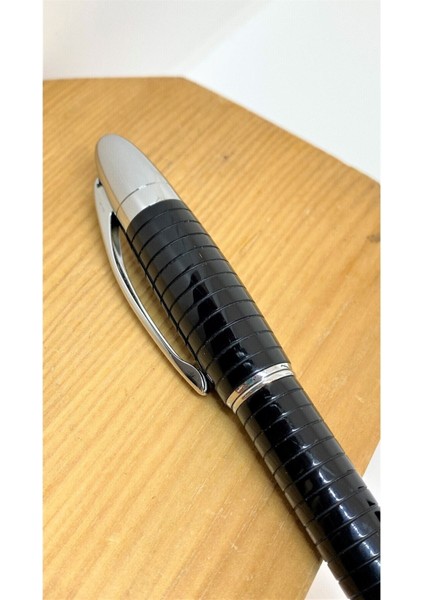 DD2071 Tükenmez Kalem Black Silver modelleri