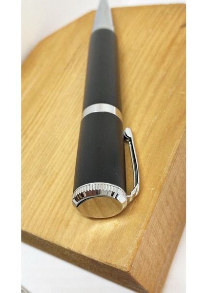 DD2086 Tükenmez Kalem Black Silver modelleri