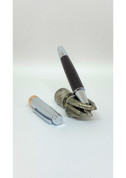 Leath Brown Roller Kalem