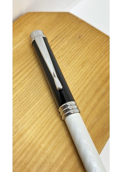 White Black Ops Roller Kalem Black White modelleri