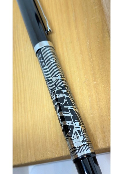 DD2123 Roller Kalem Silver Black indirimleri