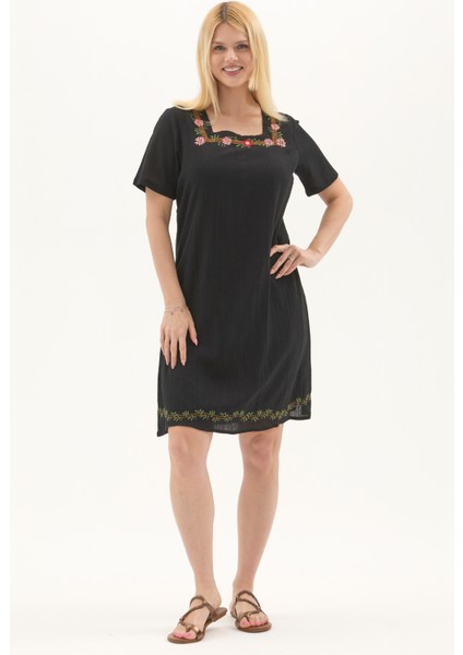 Şile Bezi Siyah Kısa Kol Nakışlı Kare Yaka Ilkbahar Ve Yaz Elbise