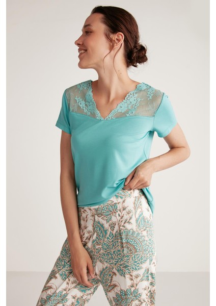 Yumuşak Dokulu Pijama Takımı