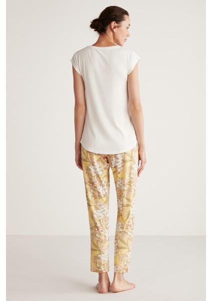 Yumuşak Dokulu Pijama Takımı