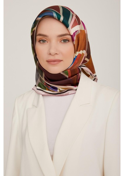 Özel Nostalji Serisi Sura Ipek Eşarp 8843-32NS