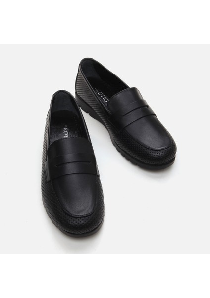 01AYH283900A100 HAKIKI Deri Siyah Kadın Loafer